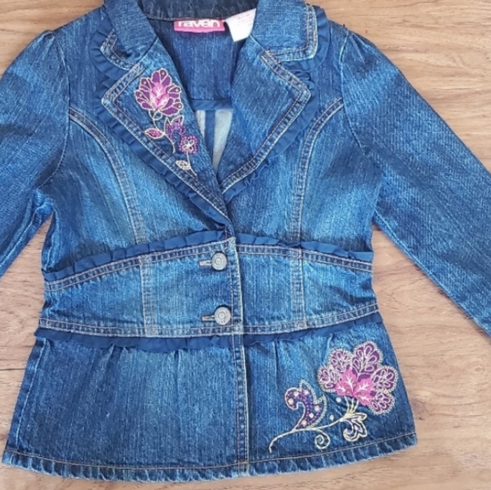Girls "Its So Raven" Jean Ruffles  Embroidered Jacket Size 10/12 Fitted